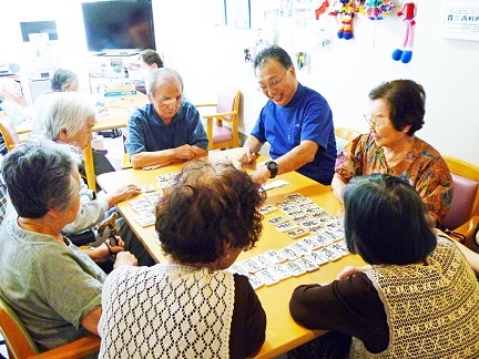 百人一首で回想法